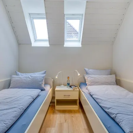 Luettje Ginsterhuus - Kaeptn Pep *