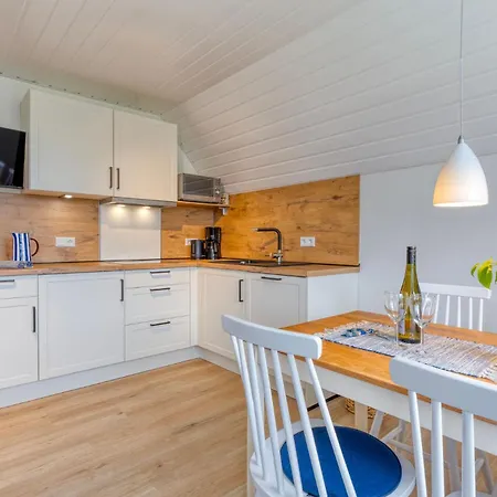 Luettje Ginsterhuus - Kaeptn Pep Apartment *