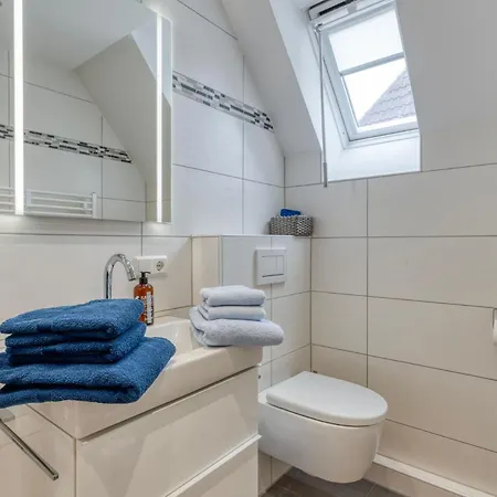 Luettje Ginsterhuus - Kaeptn Pep *