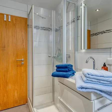 Luettje Ginsterhuus - Kaeptn Pep